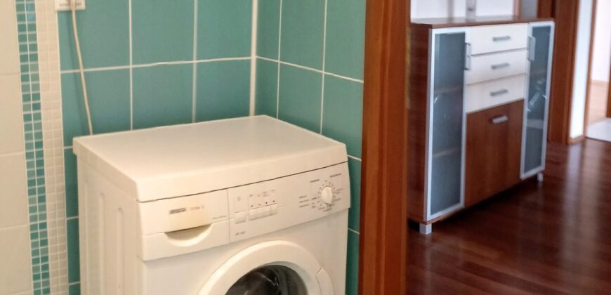 Priestranný 4 izb. Jirásková pri Chorvátskom ramene, električke