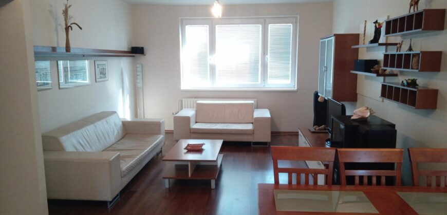 Priestranný 4 izb. Jirásková pri Chorvátskom ramene, električke