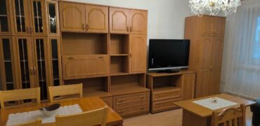 3 izb. Kempelenová v Karlovej vsi, nepriechodné izby, veľká loggia