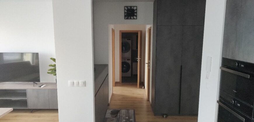 Novostavba 2 izb. Ovocné sady s možnosťou parkovania, pivnica, balkón