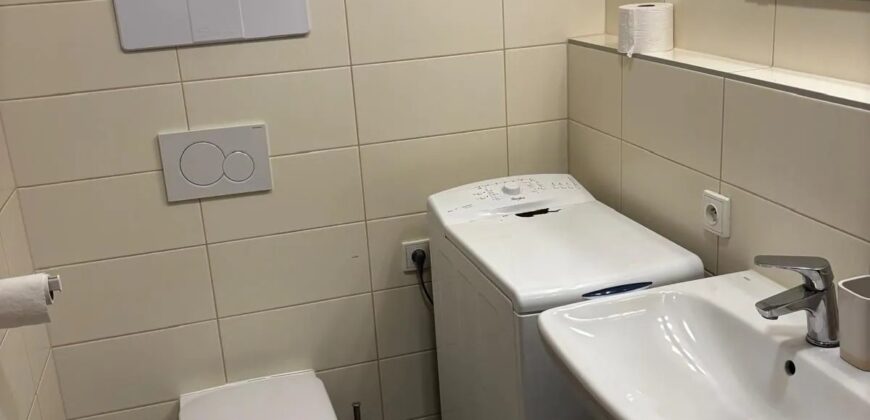 Garsonka Rustaveliho v novostavbe, klimatizácia, veľký balkón 6m2