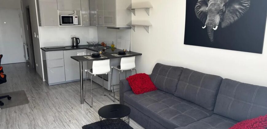 Garsonka Rustaveliho v novostavbe, klimatizácia, veľký balkón 6m2